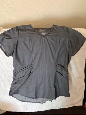 AdaR. Women's Gray scrub set